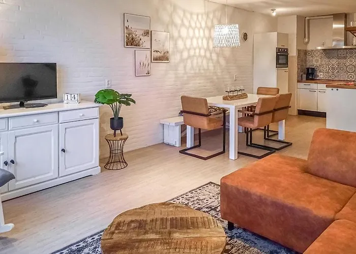 Vakantiewoning Bruinisse Aan Jachthaven Zeeland, Vp012