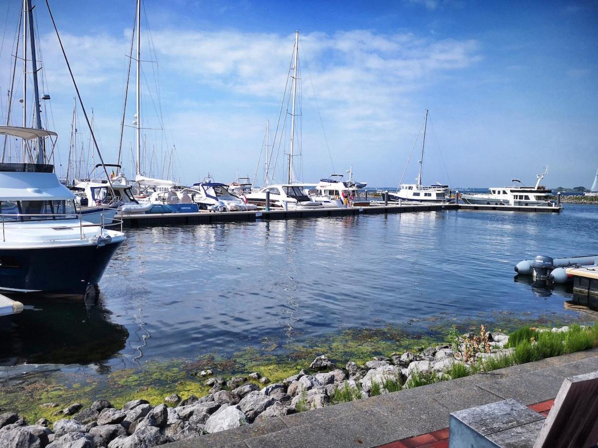 Vakantiewoning Aan Jachthaven Zeeland, Vp012 Bruinisse