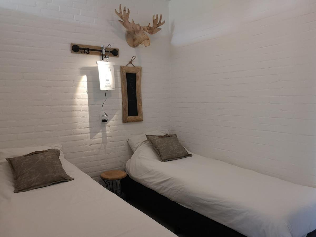 Vakantiewoning Aan Jachthaven Zeeland, Vp012 Bruinisse