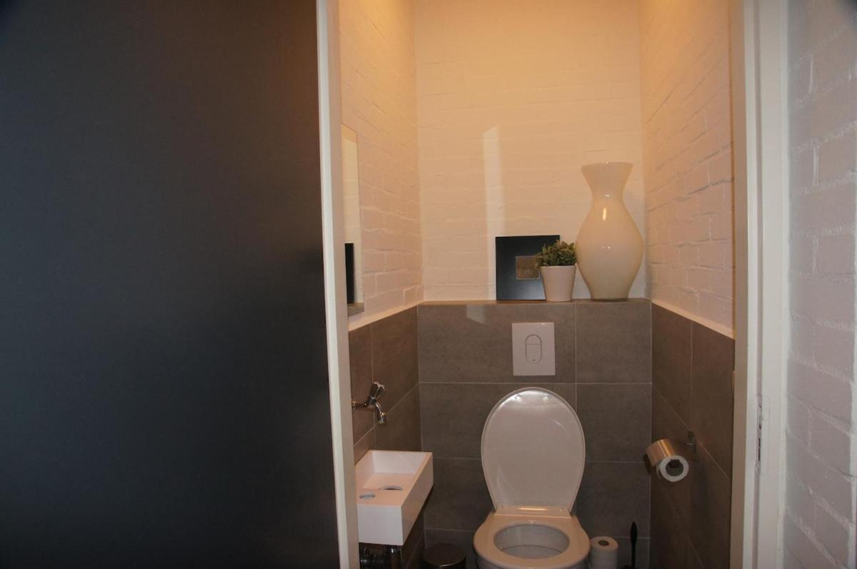 Vakantiehuis Vakantiewoning Aan Jachthaven Zeeland, Vp012