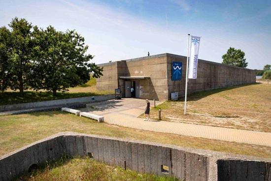 Vakantiehuis Vakantiewoning Aan Jachthaven Zeeland, Vp012 Bruinisse