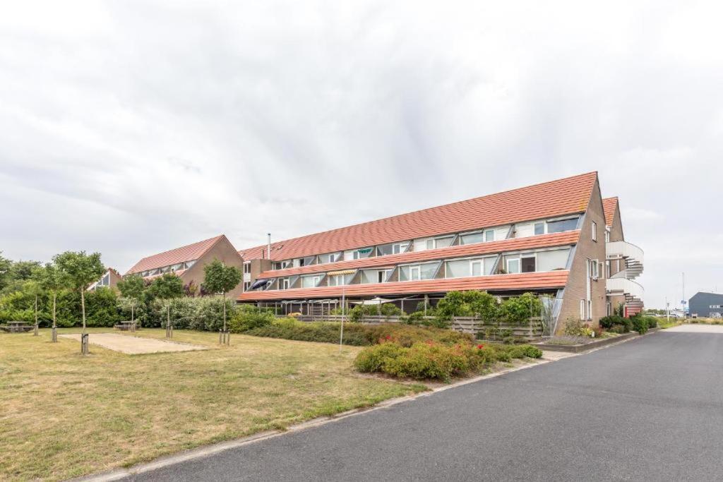 Vakantiewoning Aan Jachthaven Zeeland, Vp012 Vakantiehuis Bruinisse